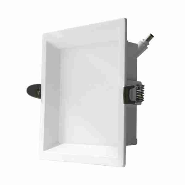 D02-square1
